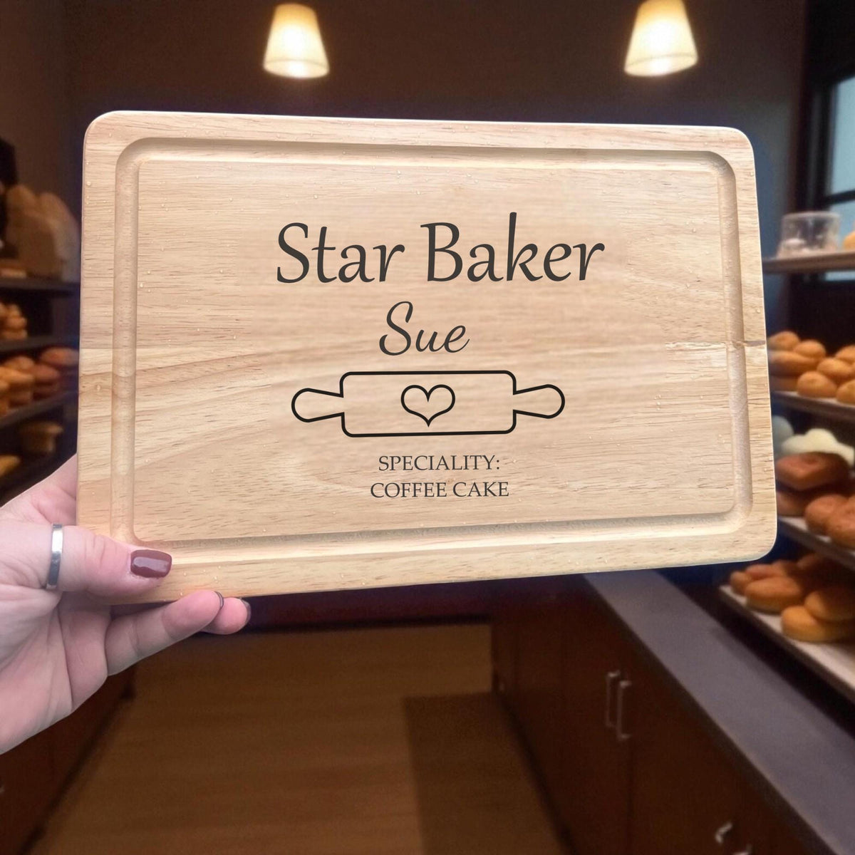 Personalised Engraved Wooden Chopping Board & Spoon Set – Star Baker Gift – Custom Name Kitchen Board – Baking – Unique Home Gift